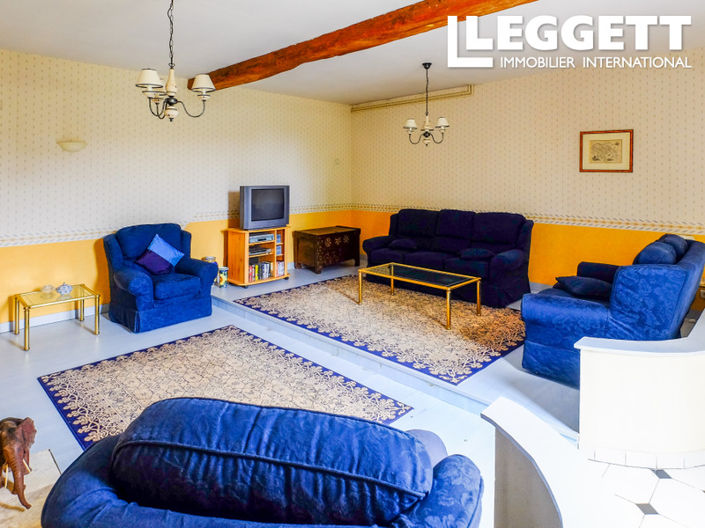 Image No.2-4 Bed House for sale