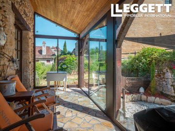 ahr0chm6ly9jzg4uagvzdglhlmltbw8vaw1hz2uvvevom