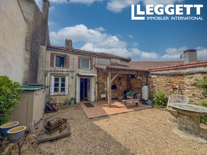 Image No.8-2 Bed House for sale