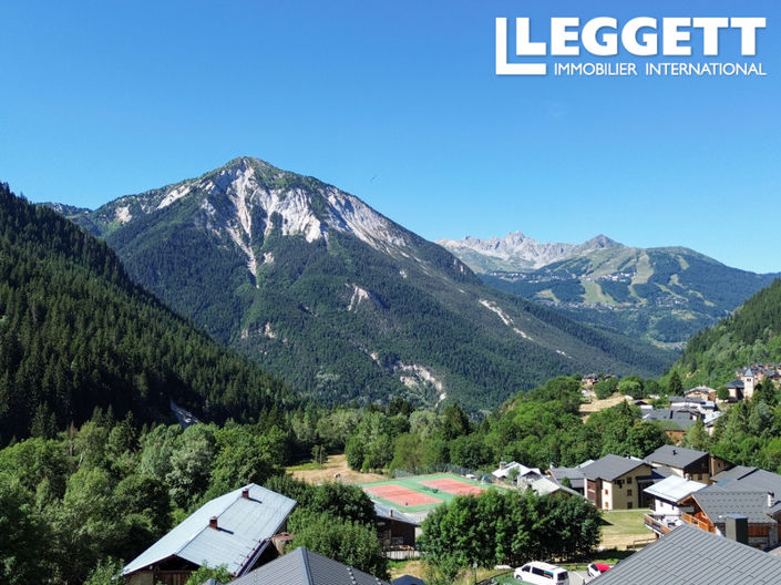 Image No.2-7 Bed House for sale