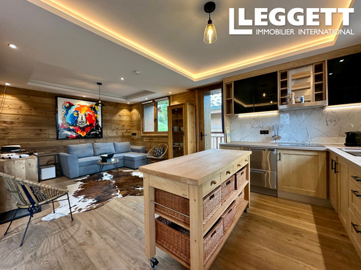 Image No.5-7 Bed House for sale