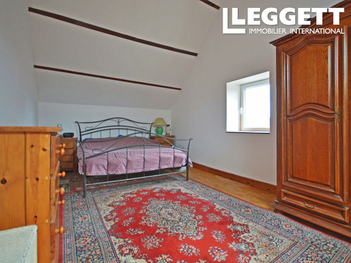 Image No.7-3 Bed House for sale