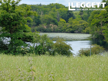 ahr0chm6ly9jzg4uagvzdglhlmltbw8vaw1hz2uvvevom