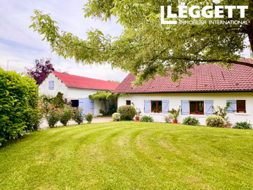 1 - Aurions-Idernes, House