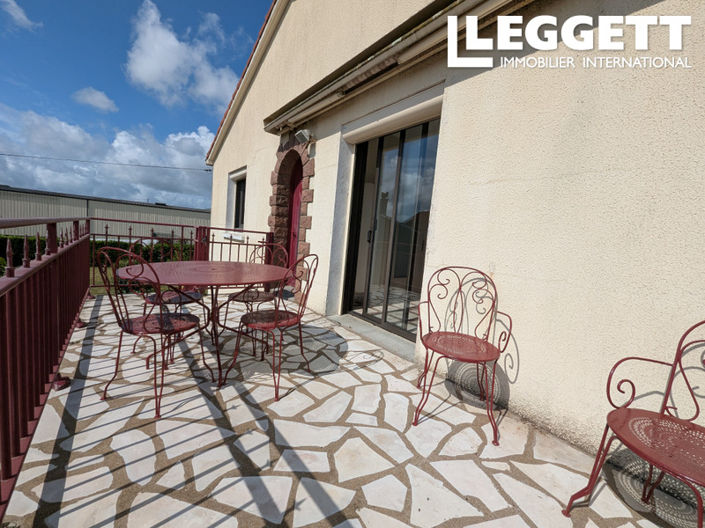 Image No.4-5 Bed House for sale