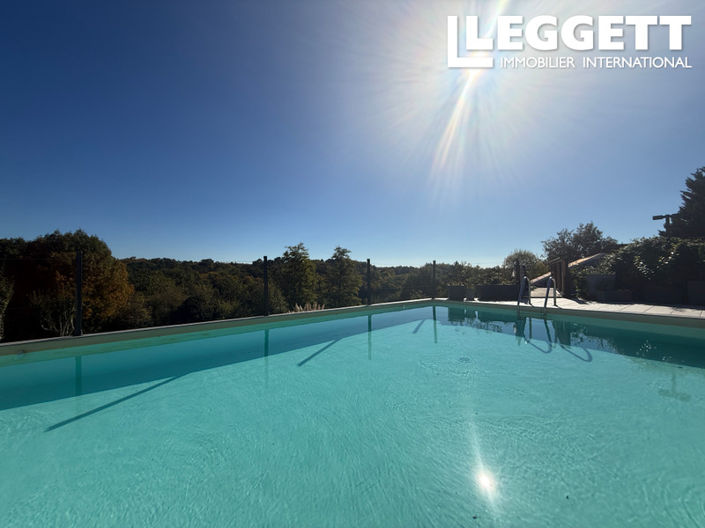 Image No.2-4 Bed House for sale