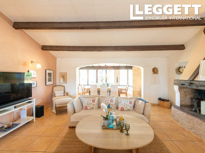 Image No.6-4 Bed House for sale