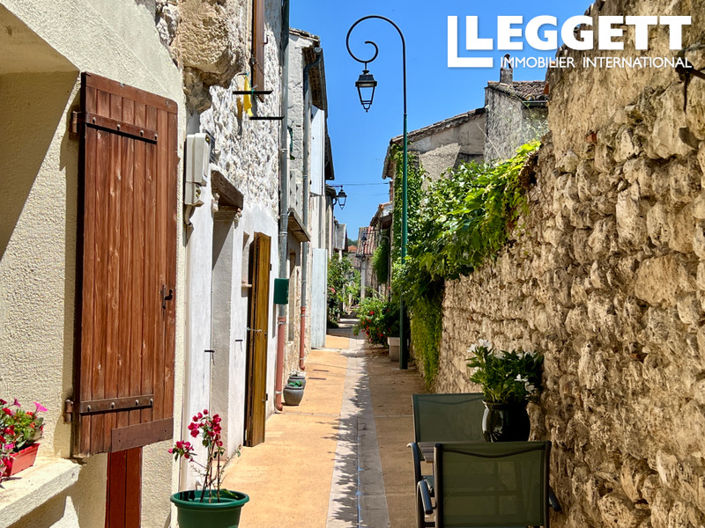 Image No.2-4 Bed House for sale