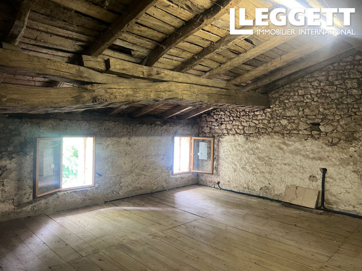 Image No.10-2 Bed House for sale