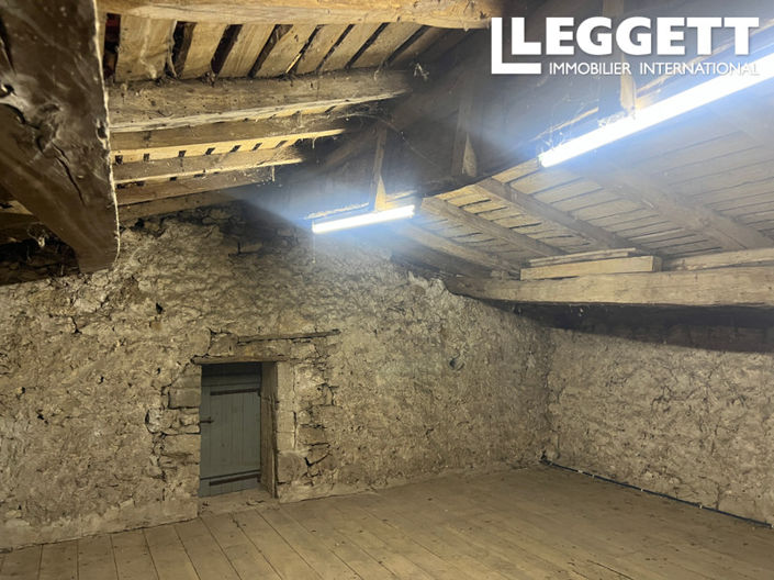 Image No.9-2 Bed House for sale