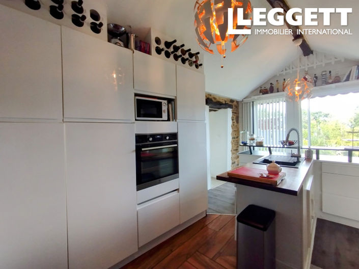 Image No.5-2 Bed House for sale