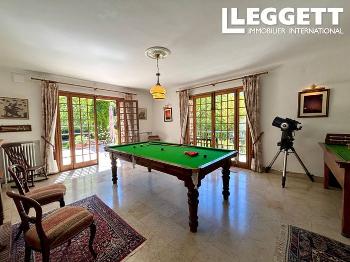 Image No.6-5 Bed House for sale