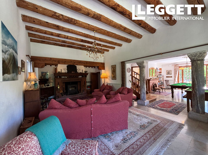 Image No.7-5 Bed House for sale