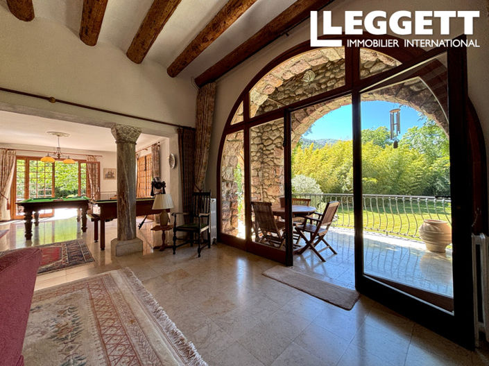 Image No.9-5 Bed House for sale