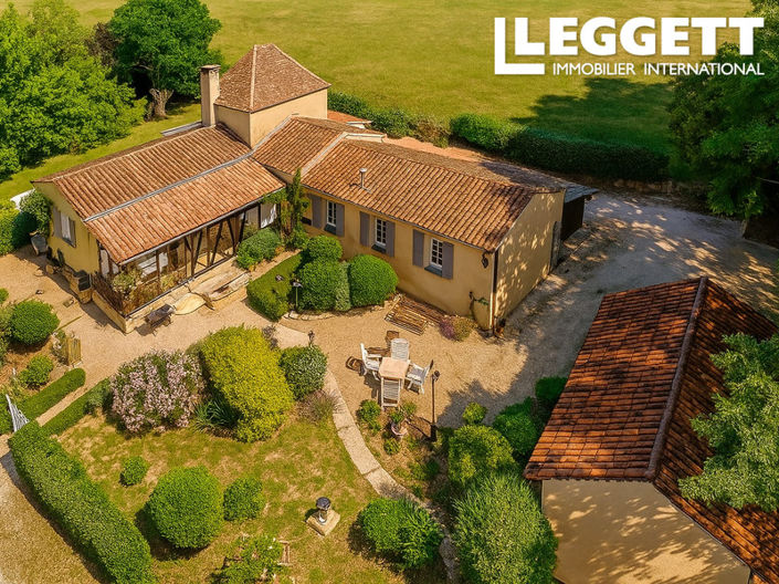 Image No.1-4 Bed House for sale