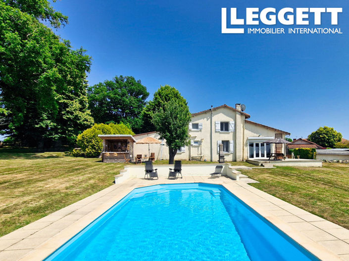 Image No.2-4 Bed House for sale