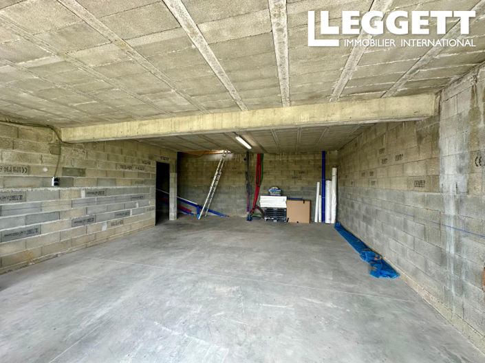 Image No.7-House for sale