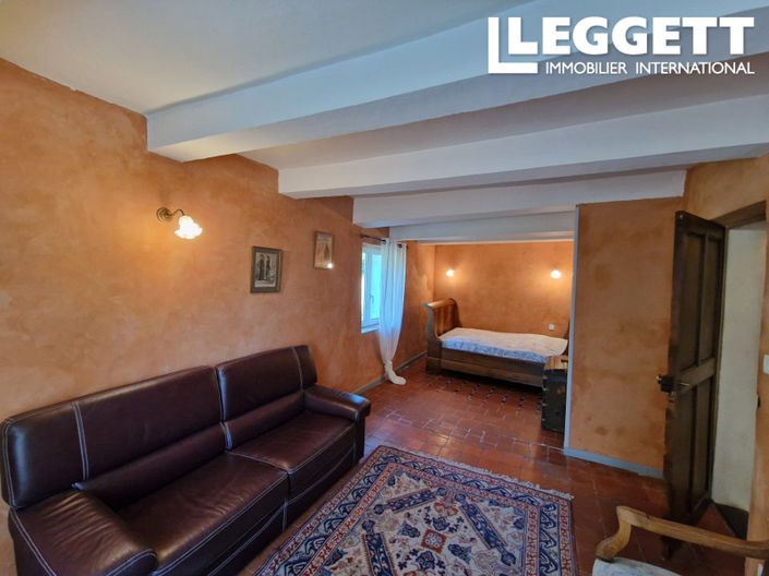 Image No.6-3 Bed House for sale