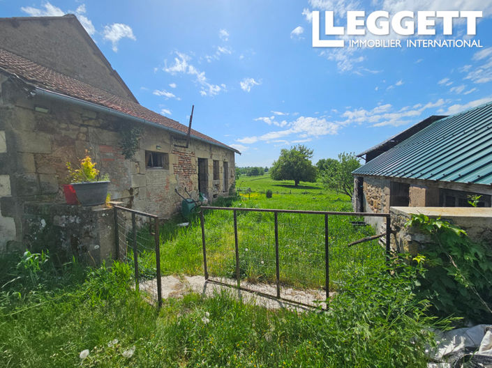 Image No.10-5 Bed House for sale