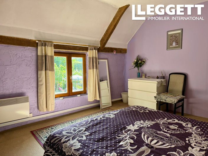 Image No.8-4 Bed House for sale