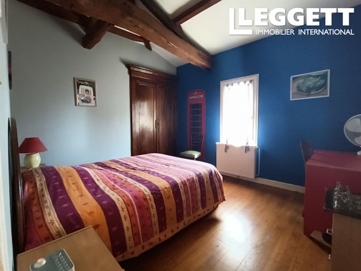 Image No.10-4 Bed House for sale