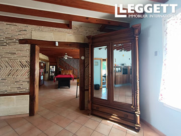 ahr0chm6ly9jzg4uagvzdglhlmltbw8vaw1hz2uvvevom