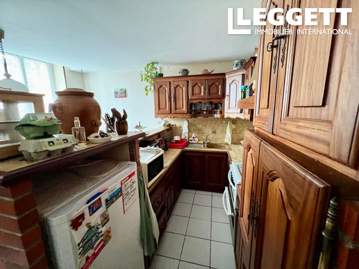 Image No.5-9 Bed House for sale