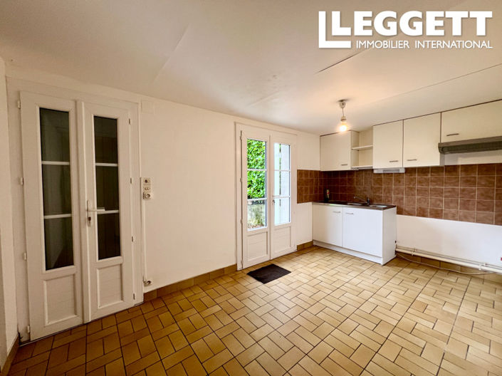 Image No.8-9 Bed House for sale