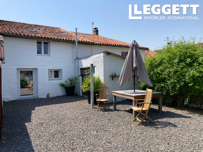 Image No.10-3 Bed House for sale