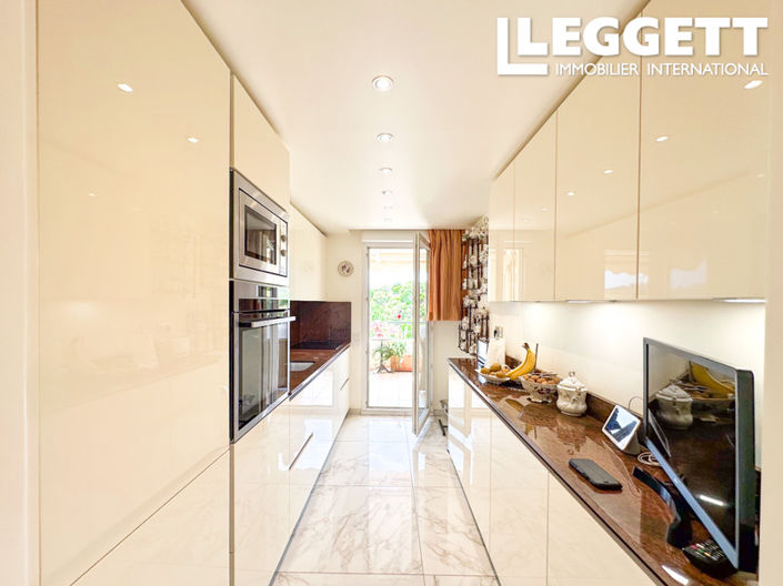 Image No.2-Appartement de 2 chambres à vendre à Mandelieu-la-Napoule