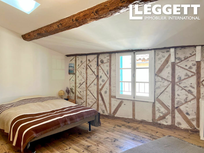 Image No.6-3 Bed House for sale