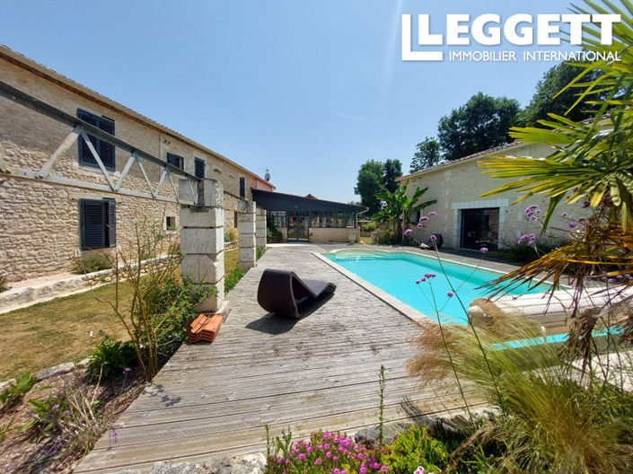 Image No.2-6 Bed House for sale