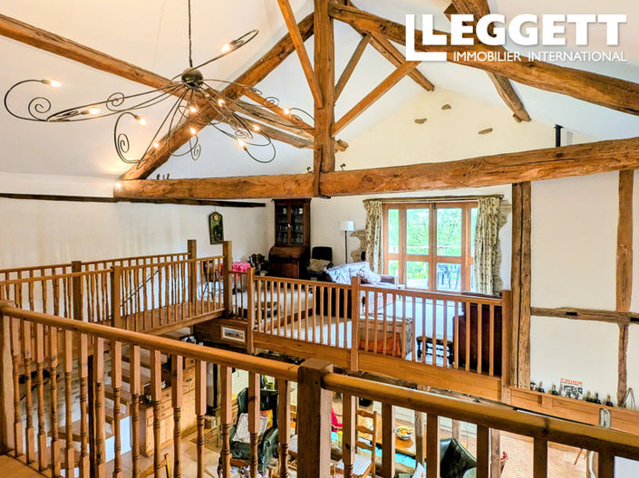 Image No.10-3 Bed House for sale