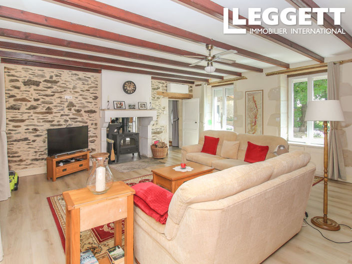 Image No.6-4 Bed House for sale