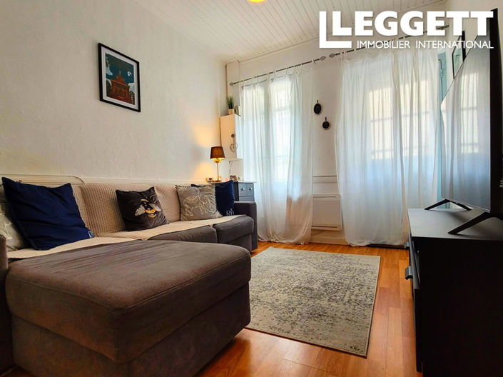 Image No.4-2 Bed House for sale