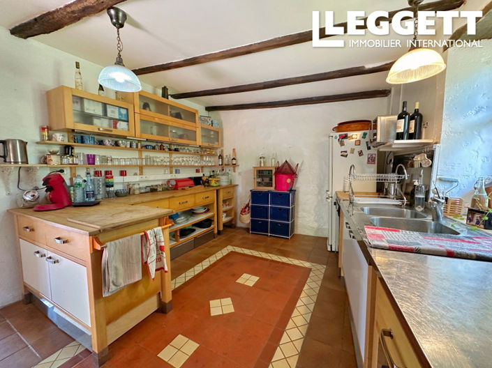 Image No.2-4 Bed House for sale