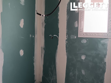 ahr0chm6ly9jzg4uagvzdglhlmltbw8vaw1hz2uvvevom