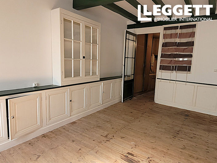 Image No.6-3 Bed House for sale