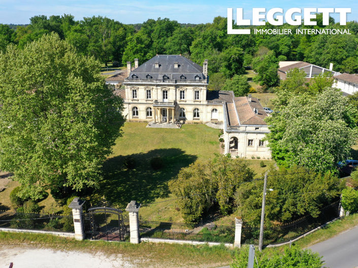Image No.1-13 Bed Chateaux for sale