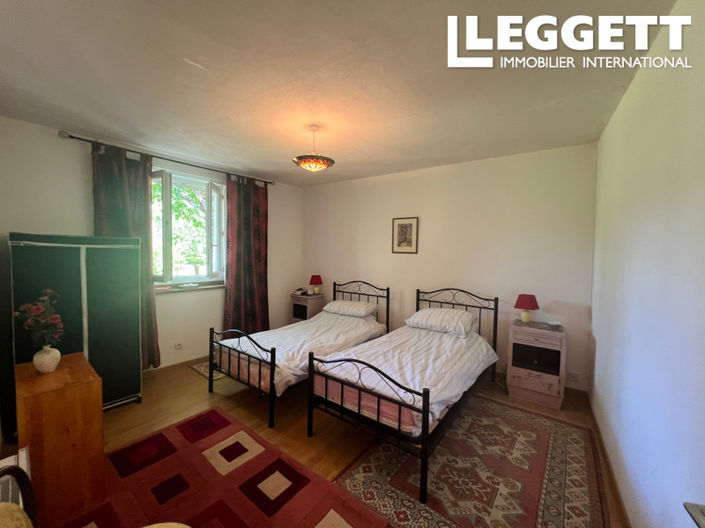 Image No.7-2 Bed House for sale