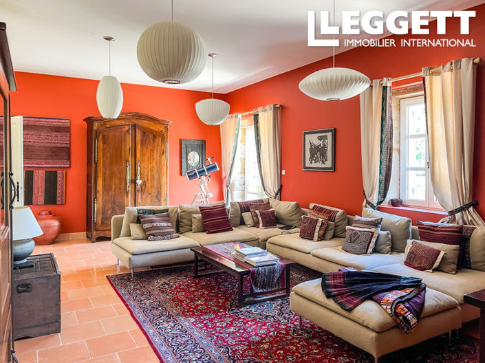 Image No.6-9 Bed House for sale