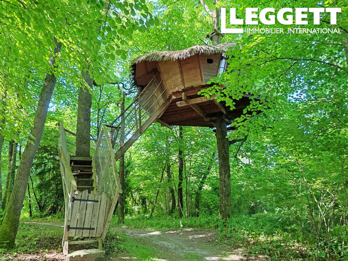 Image No.7-6 Bed Commercial for sale