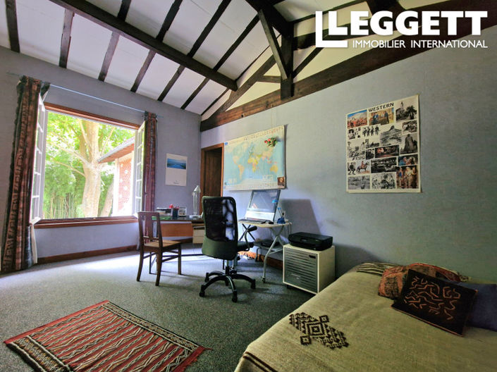 Image No.5-5 Bed House for sale