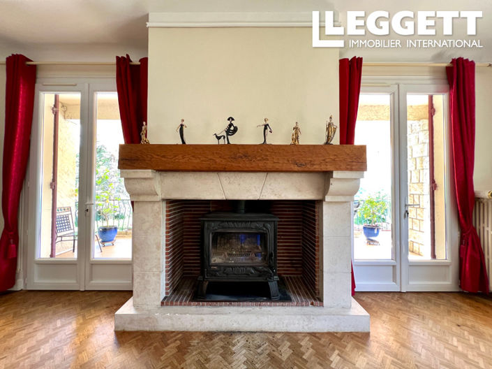 Image No.7-6 Bed House for sale