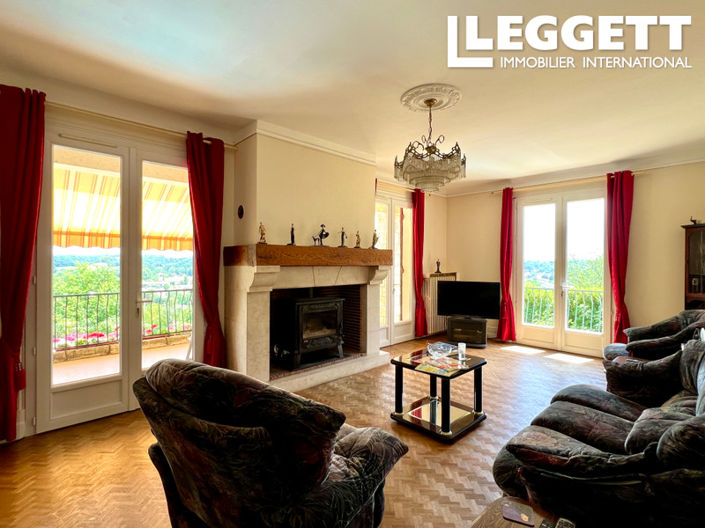 Image No.8-6 Bed House for sale