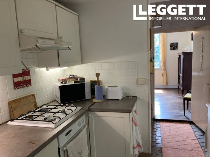 Image No.8-3 Bed House for sale