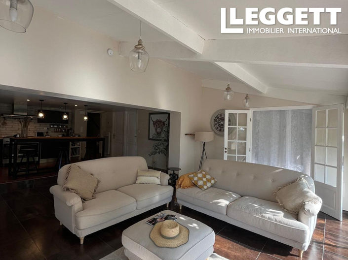 Image No.6-3 Bed House for sale