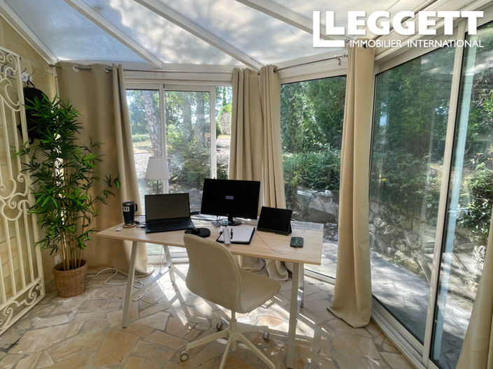 Image No.9-3 Bed House for sale