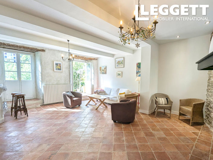 Image No.6-4 Bed House for sale