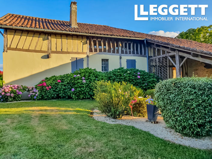 Image No.1-6 Bed House for sale